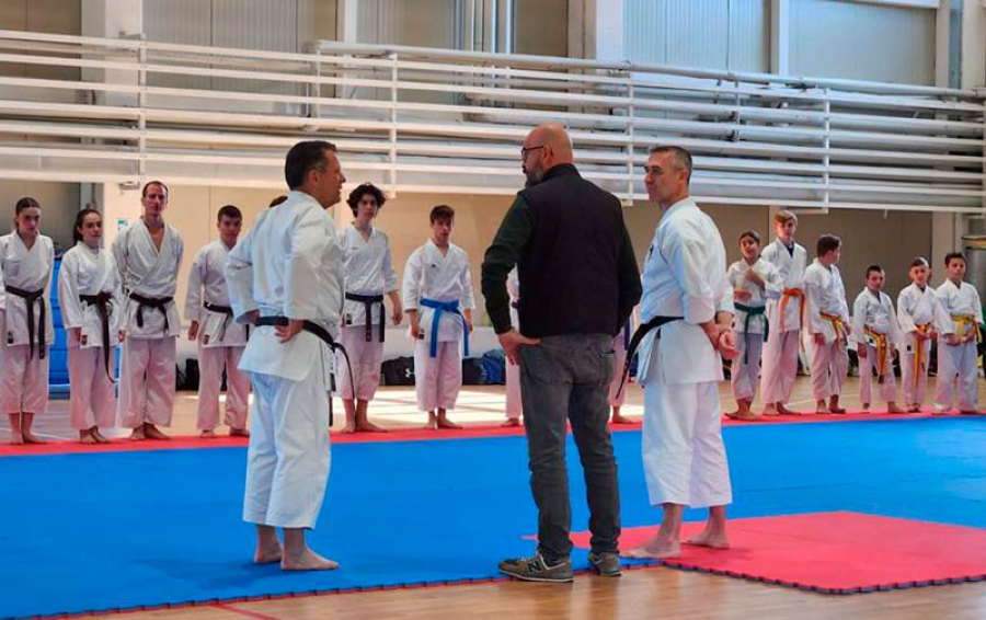 Guadarrama | El guadarrameño Jesús Latorre imparte en Italia varias clases magistrales como maestro de karate