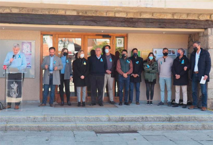 Torrelodones | Torrelodones muestra su repudio por la invasión militar de Ucrania