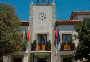 El Escorial | El Escorial aprueba unos presupuestos 2026 equilibrados, sin deuda y  centrados en el bienestar social