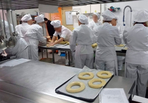 Guadarrama | Los alumnos del curso de Cocina inician las clases para la obtención del certificado de profesionalidad