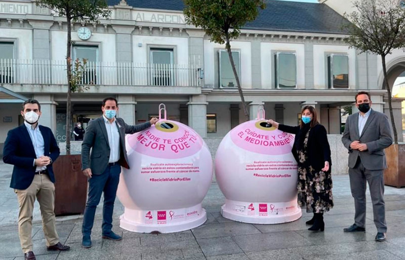 Pozuelo de Alarcón | Campaña solidaria “Recicla Vidrio por ellas" con motivo del Día Mundial contra el Cáncer de Mama