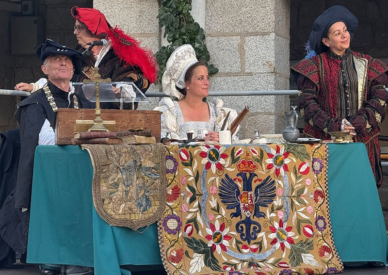 Hoyo de Manzanares | Celebración del Día del Villazgo 2025 con la puesta en valor de las tradiciones locales