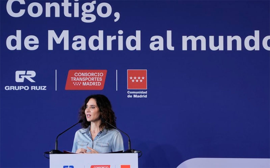 Díaz Ayuso presenta el primer autobús 100% eléctrico de largo recorrido en España: “Madrid tiene el mejor transporte público y el objetivo es que vaya a más”