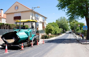 San Lorenzo de El Escorial | La calle Juan de Toledo y carretera de Guadarrama avanzan en su fase de asfaltado