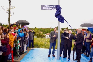 Las Rozas | Inauguración de la calle &quot;Hermanos Puértolas&quot; en Las Matas