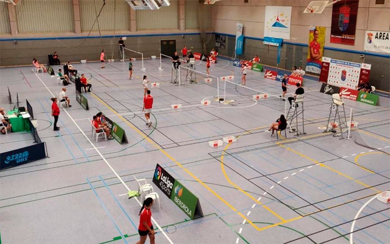 San Lorenzo de El Escorial | Este fin de semana, San Lorenzo de El Escorial acoge dos competiciones del circuito nacional de bádminton