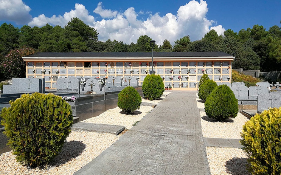 San Lorenzo de El Escorial | El Cementerio Municipal celebra el Día de Todos los Santos con la Misa de Difuntos
