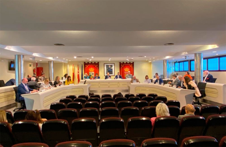 Majadahonda | El Pleno aprueba la modificación que permitirá al Ayuntamiento el mantenimiento de Los Satélites y Roza Martín