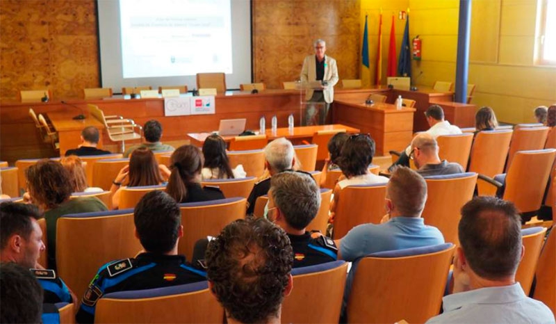 Torrelodones | Jornada formativa dirigida a la Policía Local para proteger a las mujeres