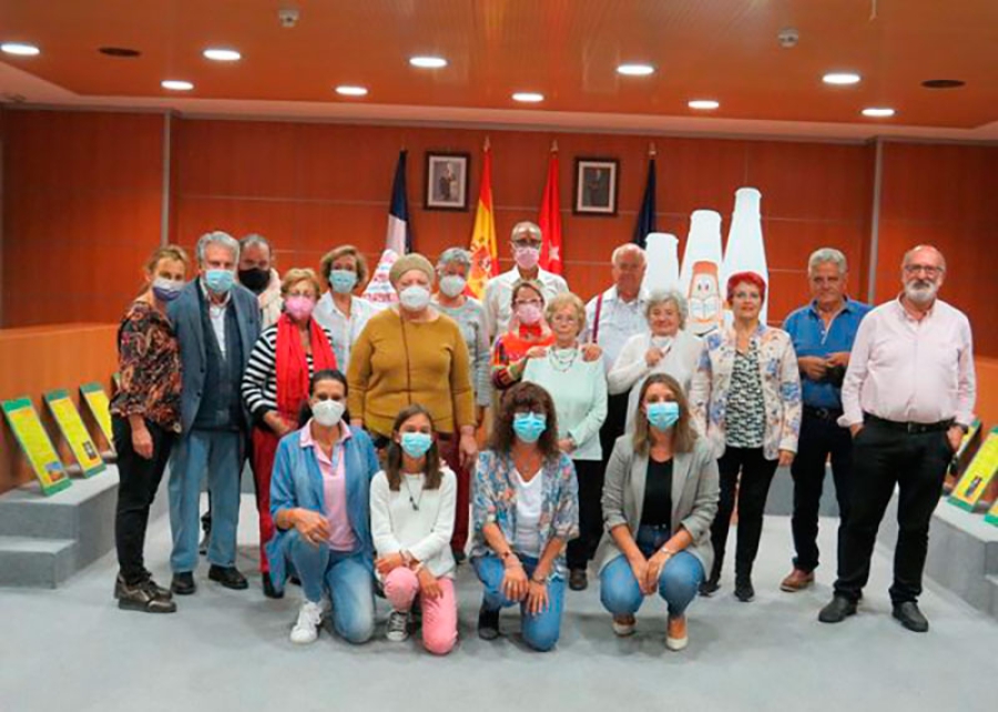 Valdemorillo | Encuentro con poetas en el recital de la Noche de los Libros