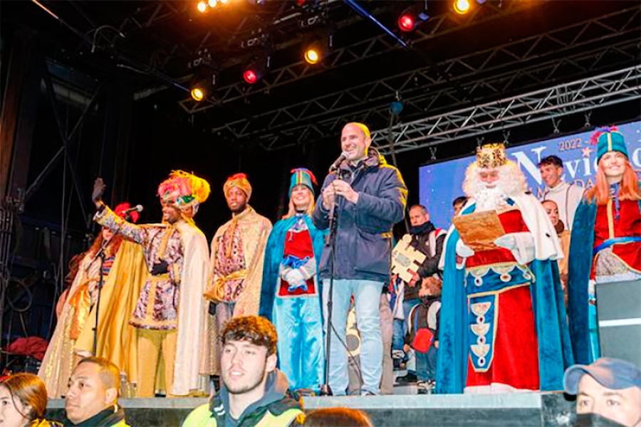 Majadahonda | Los Reyes Magos recorrieron Majadahonda y repartieron toneladas de ilusión y 3.500 kilos de caramelos