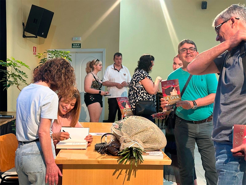 Humanes de Madrid | Celebrada la Feria del Libro de Humanes de Madrid