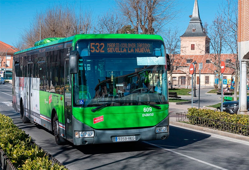 Sevilla la Nueva | La línea 532 recupera el servicio exprés en el horario de las 16:00 h hacia Madrid