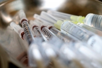 SANIDAD | El Hospital 12 de Octubre evalúa la eficacia y seguridad de la vacunación frente al COVID-19 en niños y adolescentes
