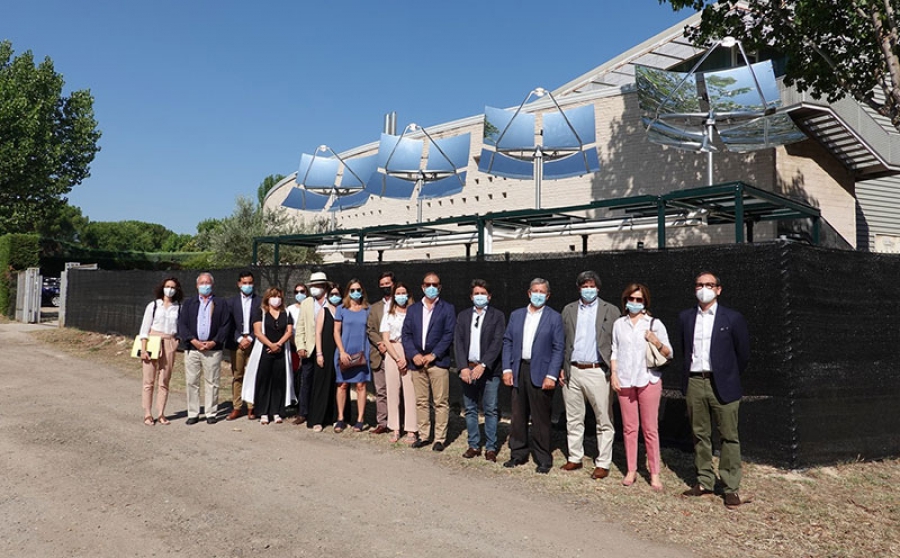 Villanueva de la Cañada | La localidad inaugura la planta de concentradores solares térmicos de última generación