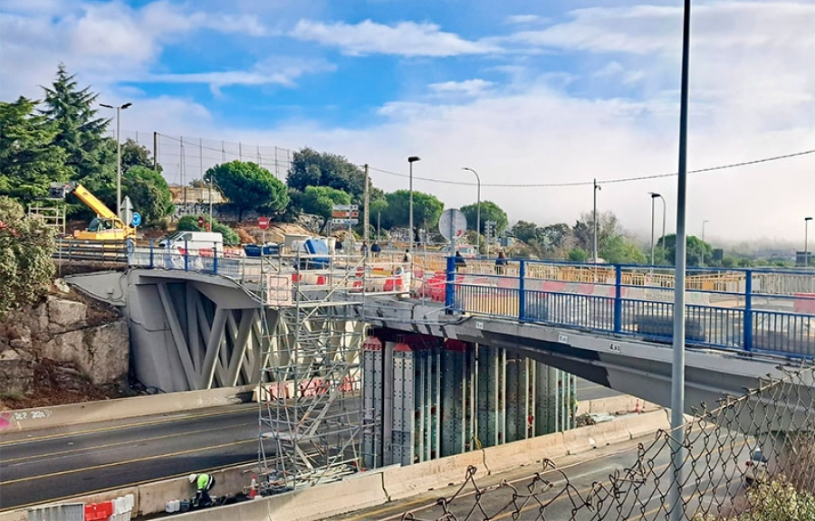 Torrelodones | Transportes abre al tráfico de vehículos ligeros un carril del Puente de Outarelo