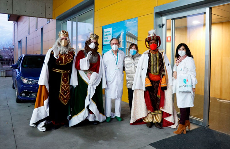Pozuelo de Alarcón | Los niños hospitalizados en el hospital Quirón de Pozuelo reciben la visita de los Reyes Magos