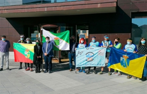 Galapagar | El Ayuntamiento recibe a los Corredores Solidarios de ELA a su paso por el municipio