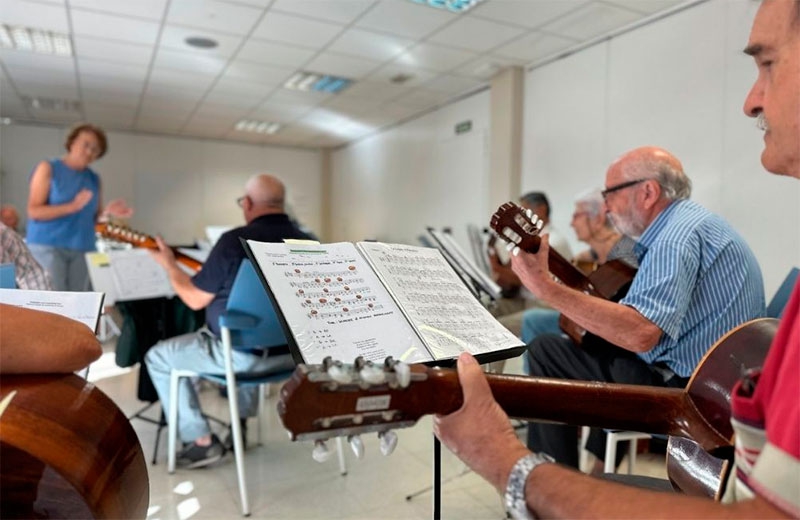 Majadahonda | Más de 100 voluntarios atienden las demandas formativas y de ocio de los mayores activos en Majadahonda