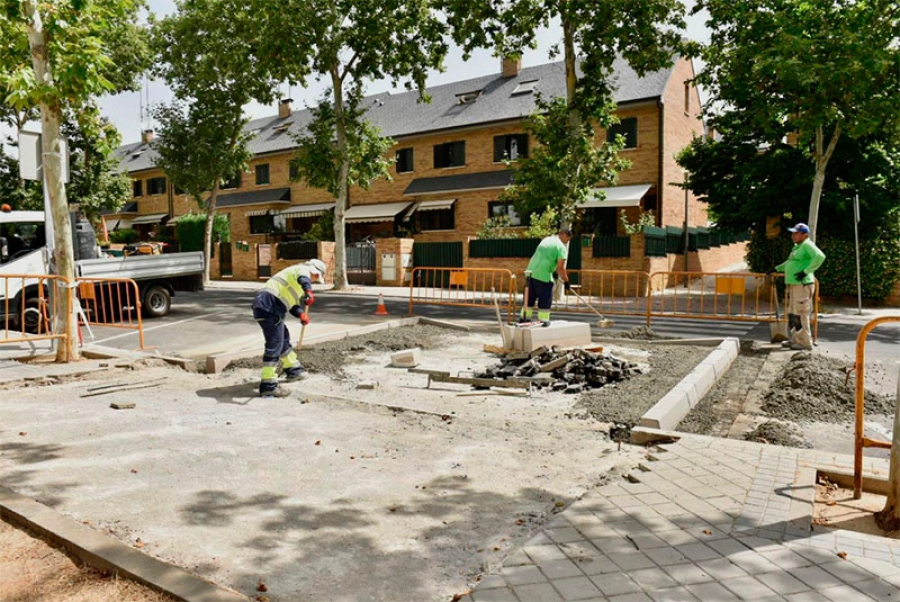 Boadilla del Monte | En marcha las actuaciones de mejora en la calle Manuel de Falla para aumentar la seguridad de los peatones